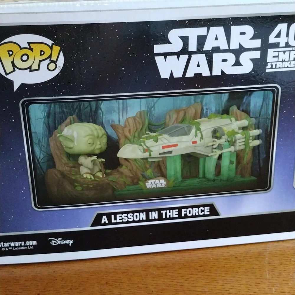 A LESSON IN THE FORCE  Funko Pop #382 Star Wars 40th Empire Strikes Back - Picture 7 of 9
